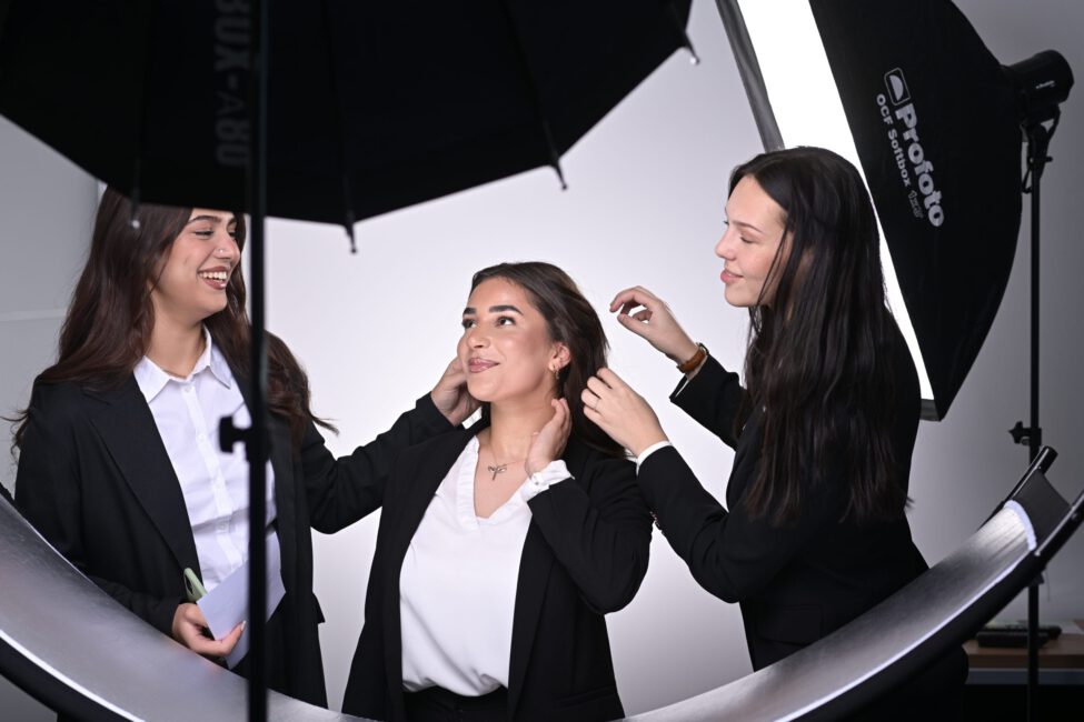 08.09.23, Hannover, WWW.SCHEFFEN.DE
ZAG Seminar AZUBI Sept 2
Foto:
HENNING SCHEFFEN PHOTOGRAPHY
MOBIL: 01773193050
WWW.SCHEFFEN.DE
info@SCHEFFEN.DE
Friedrich-Engels-Str. 31
30880 Laatzen
Region Hannover / Niedersachsen / GERMANY